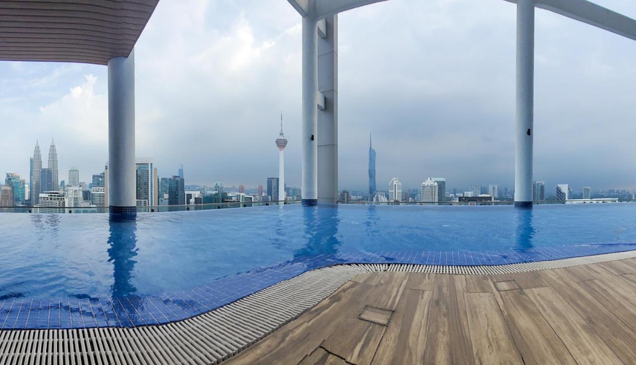 クアラルンプールCl 29A Insta Klcc View & Infinity Poolアパートメント エクステリア 写真